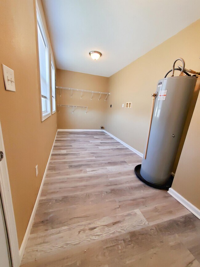 Foto del edificio - 2208 Bird Ave