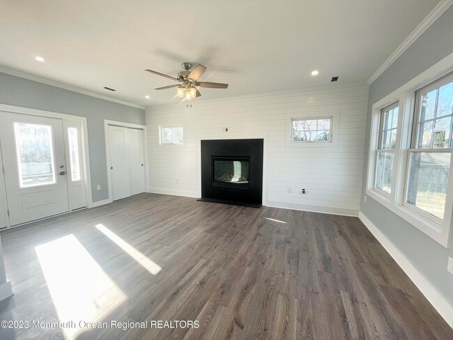 Building Photo - 150 Navesink Ave