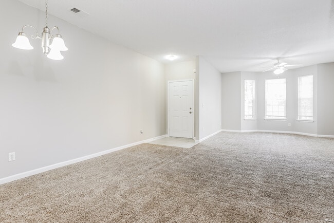 Foto del edificio - Fantastic 4bd/2.5ba home! Let yourself in!