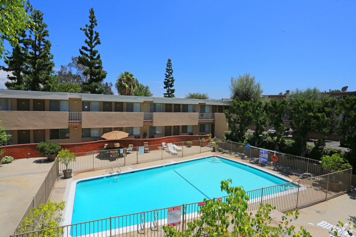 Academy Pointe Apartment Homes - Apartments in North Hollywood, CA ...