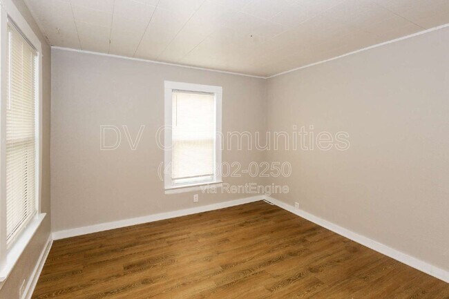 Foto del edificio - 3818 Highland Rd