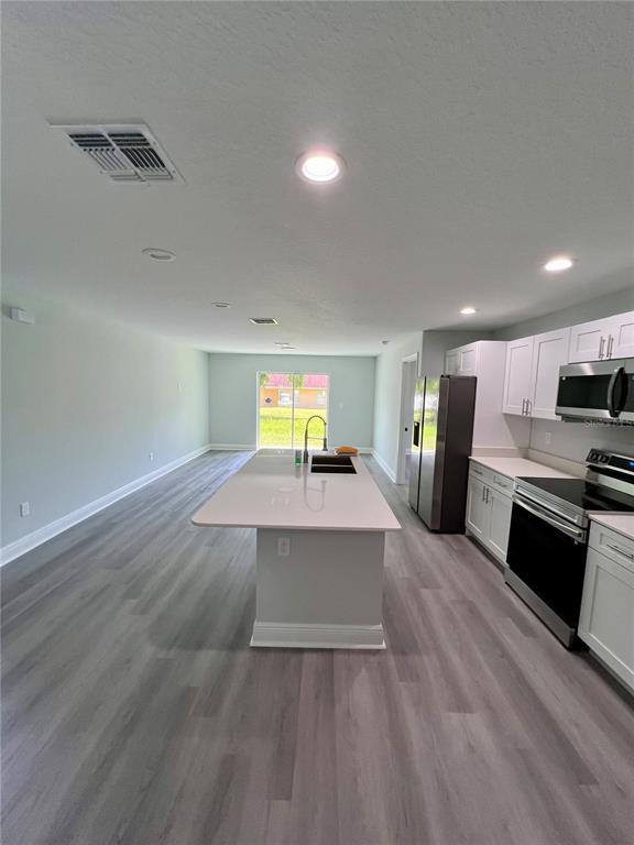 Building Photo - 13609 Markhan St