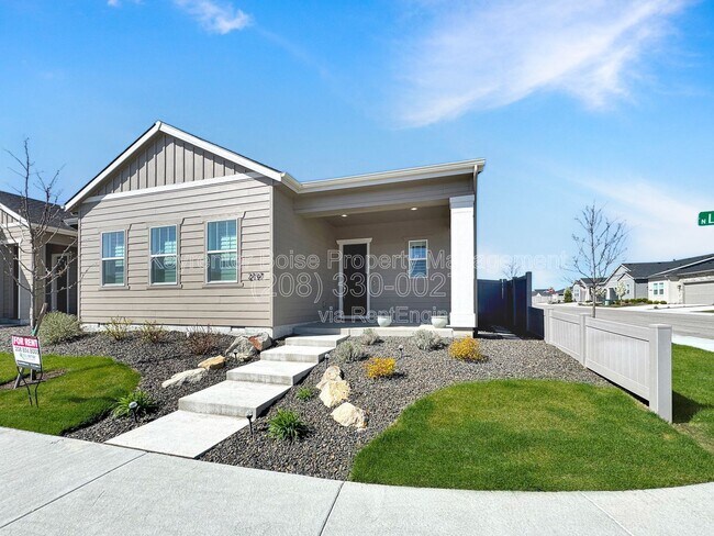 Foto del edificio - 2197 N Leatherwood Ave