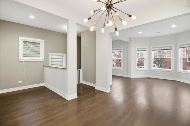 Foto del edificio - 2726 N St Louis Ave