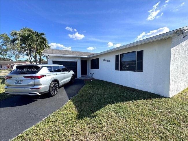 Foto del edificio - 11010 NW 24th Ct