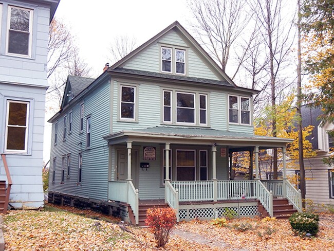 Building Photo - 1217 Madison St