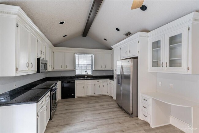 Foto del edificio - 6113 N 8th St