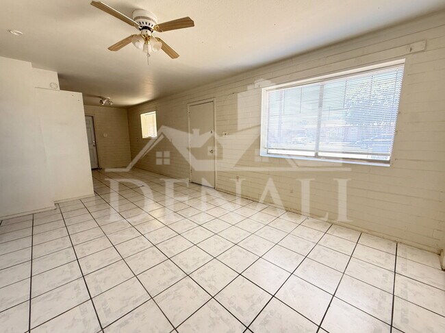 Building Photo - 2232 E Burgess Ln