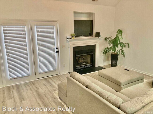 Foto del edificio - 2 br, 2 bath House - 46 Signet Drive