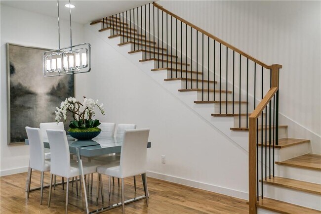 Foto del edificio - 5427 Melrose Ave