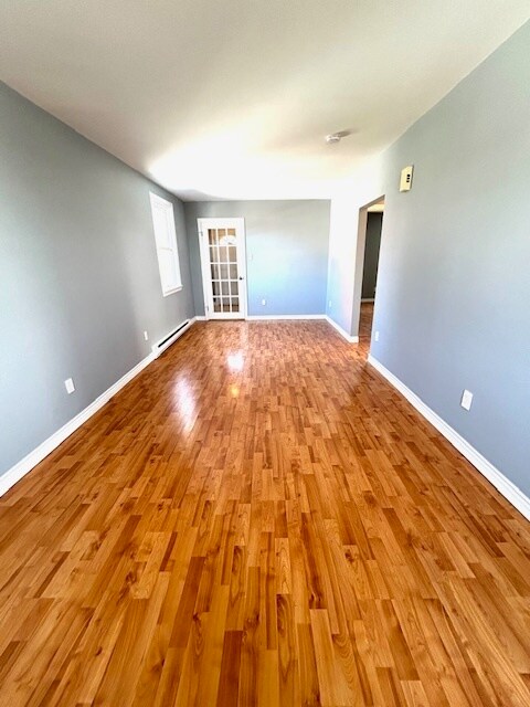 Photo du bâtiment - 260 Portugal Cove Rd