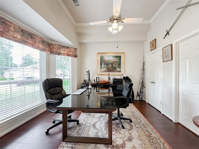 Foto del edificio - 9402 Brentwood Lakes Cir