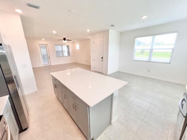 Building Photo - 1638 Acclaim Rd