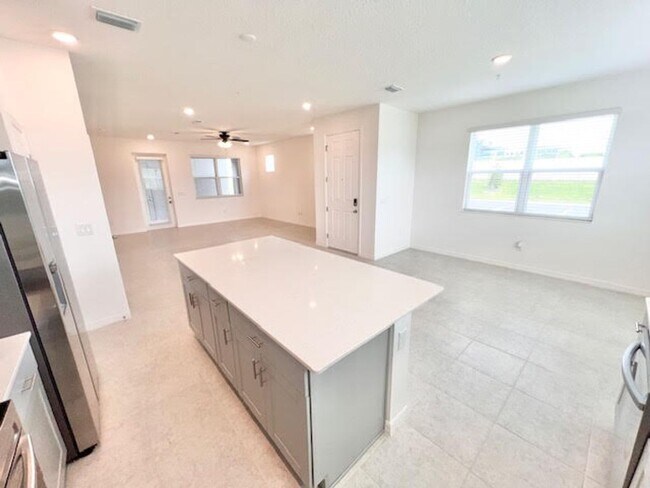 Foto del edificio - 1638 Acclaim Rd