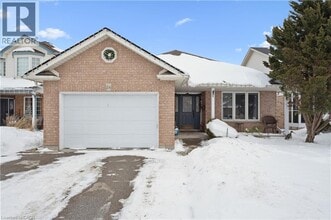 Building Photo - 24 Carroll Crescent