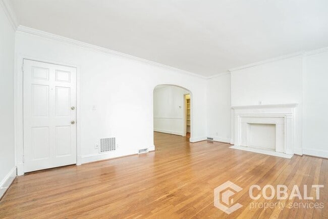 Building Photo - 77 Sheridan Dr NE