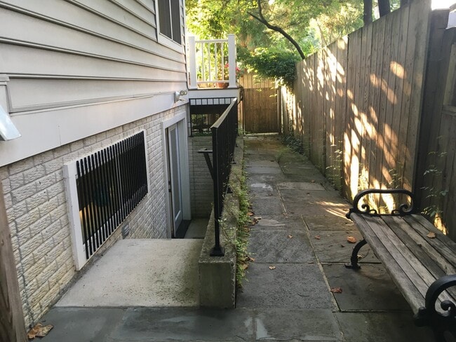 Building Photo - 5305 Sherrill Ave
