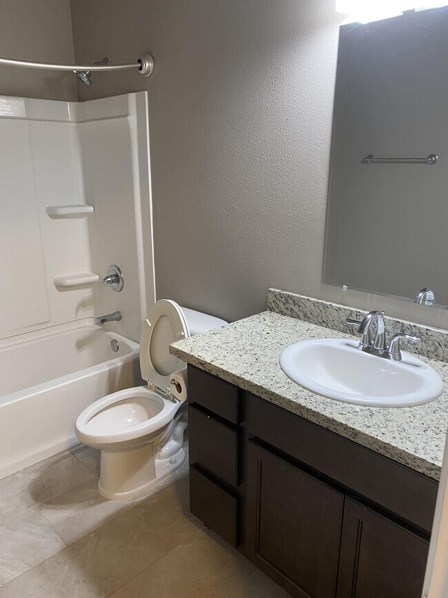 Foto del edificio - 8545 Lynnette Dr