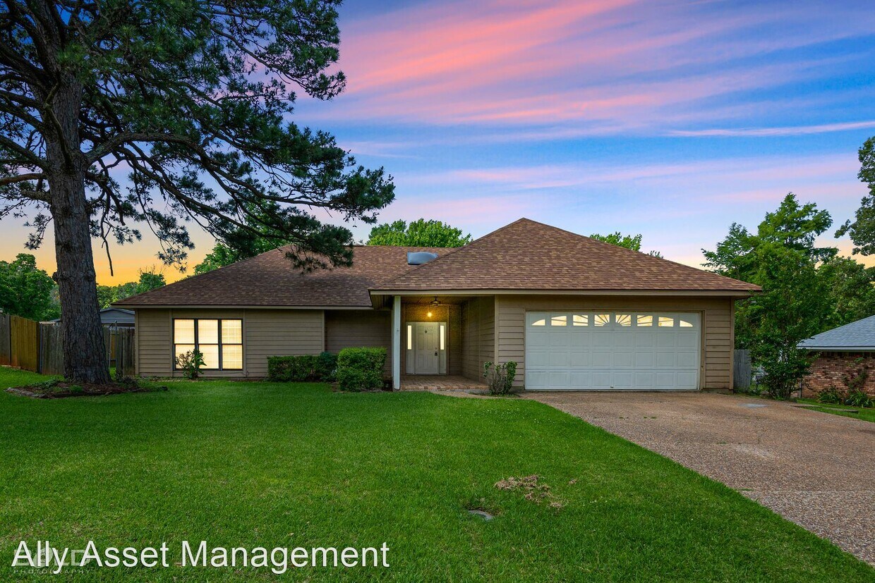 3 br, 2 bath House 106 Augusta House for Rent in Benton, LA