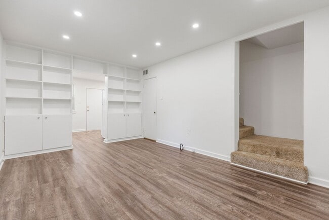 Photo - 53 Faris Cir., Townhome