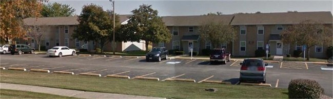 Building Photo - 509 Plaza Dr