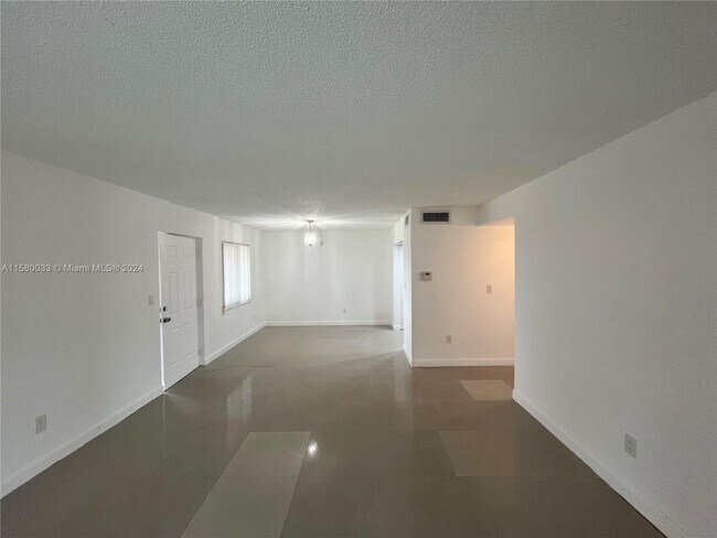 Building Photo - 1930 NW 119th St
