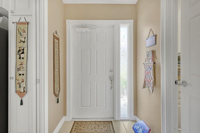 Foto del edificio - 3041 Verdmont Ln