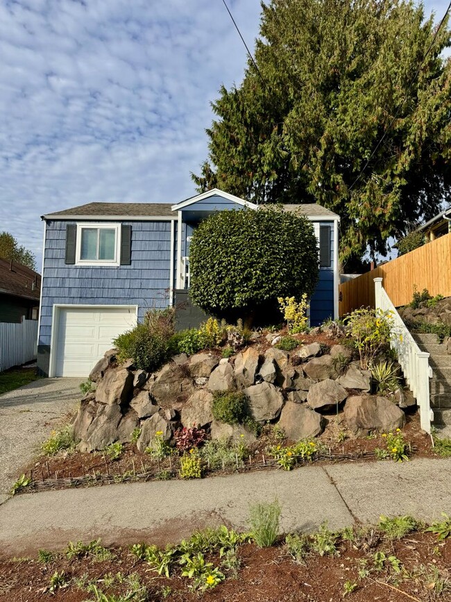 Foto del edificio - 3 Bd / 2 Ba Seattle Home