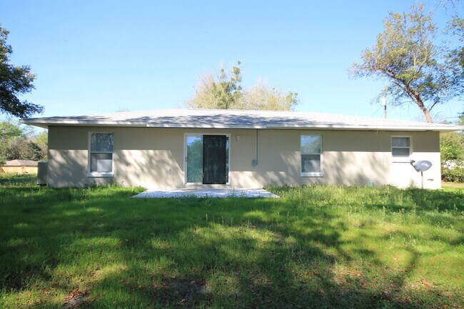 Building Photo - Lovely 3 bd/2 ba home in Summerfield!