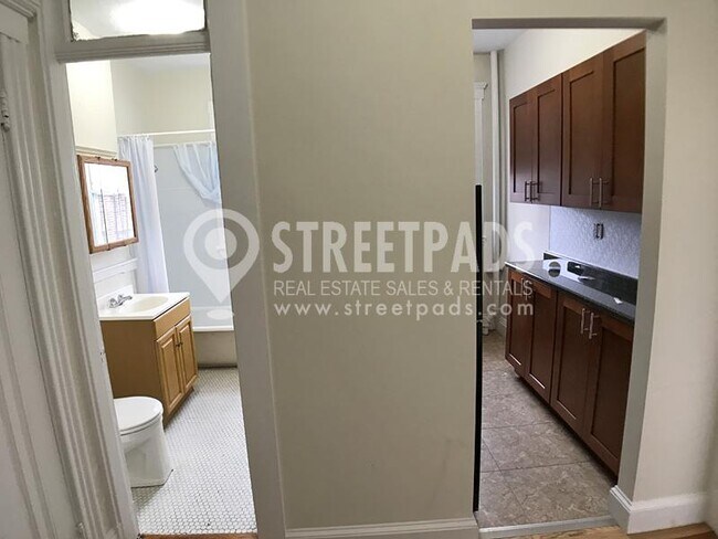 Foto del edificio - bedroom in Boston MA 02215