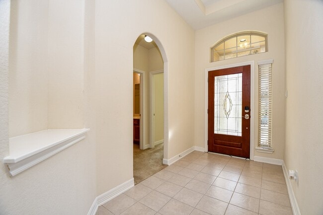 Foto del edificio - 8223 Summer Lake Pass Ln