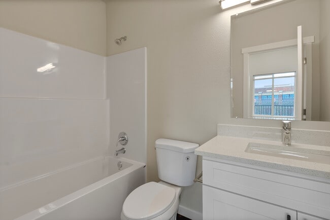 Foto del edificio - 2108 S J St