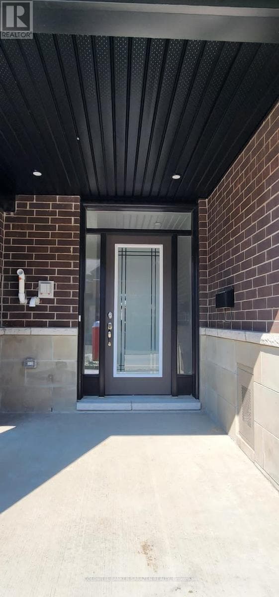 Photo du bâtiment - 304 Makobe Ln