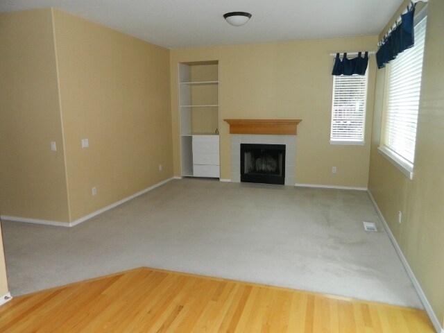 Foto del edificio - 15392 NW Dane Ln