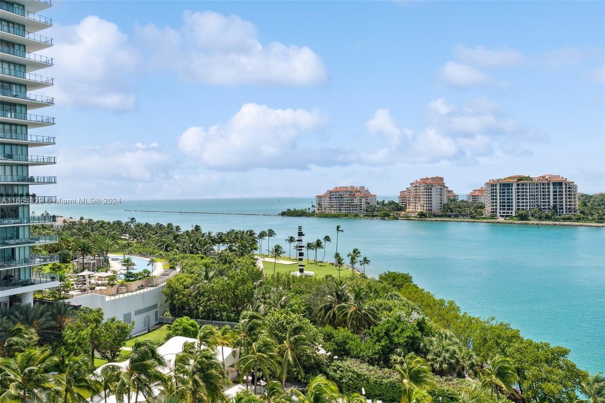 Foto principal - 1000 South Pointe Dr