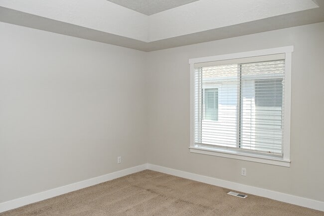 Building Photo - 2778 W 4175 S