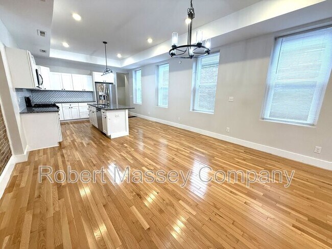 Foto del edificio - 1435 Mellwood Ave