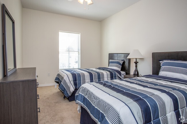 3 BR, 2.5 BA - 1246 SF - Marrero Commons