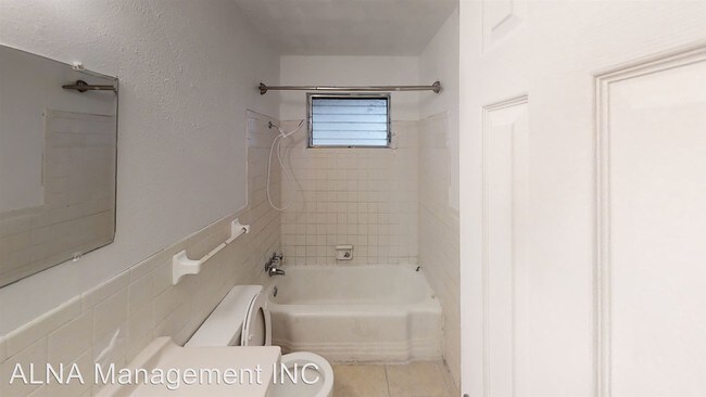 Building Photo - 3 br, 2 bath House - 2601 CUMBERLAND DR