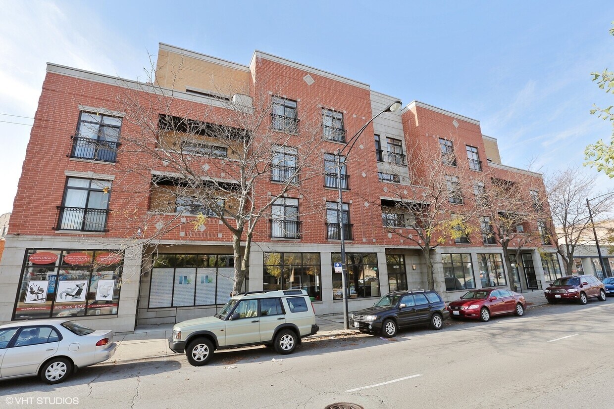 Foto principal - 5766 N Lincoln Ave