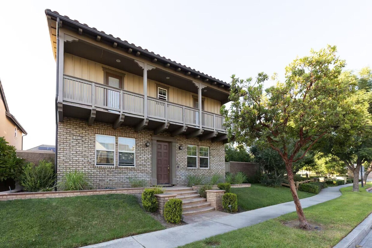Foto principal - 16633 Sonora St