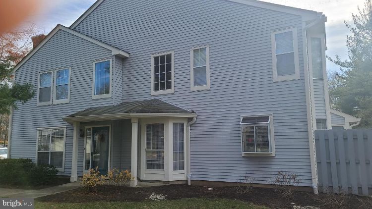 Primary Photo - 1 Colebrook Ct