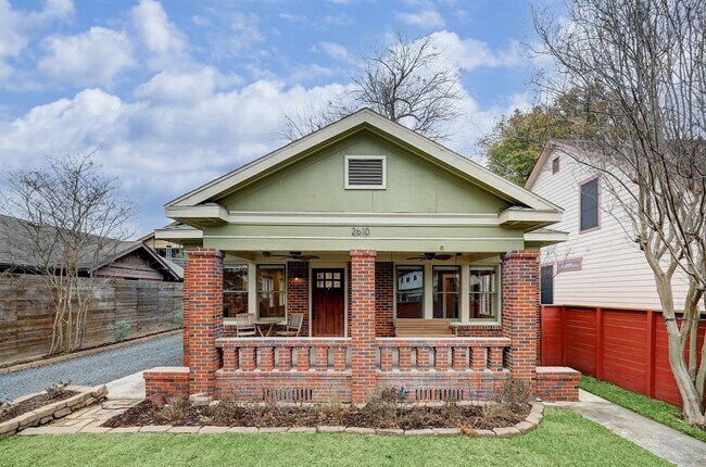 Foto del edificio - 2610 White Oak Dr