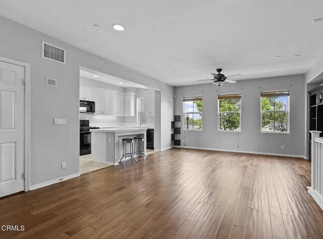 Building Photo - 3068 Roia Ln