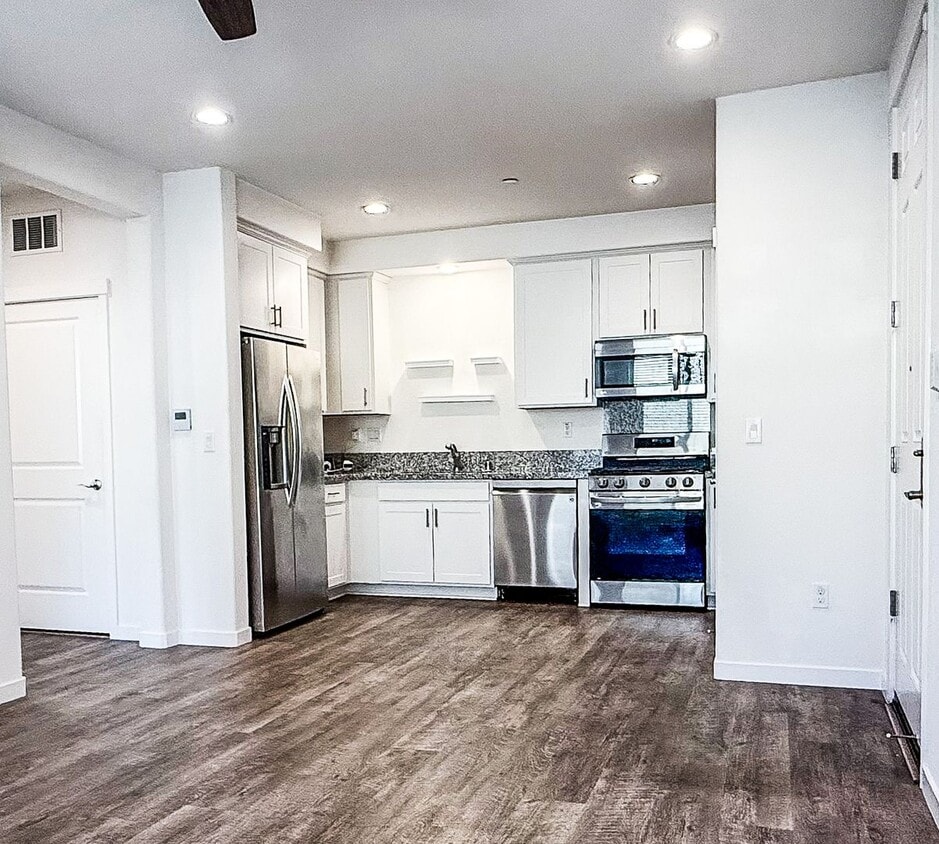 Primary Photo - One Bed/One Bath Condo