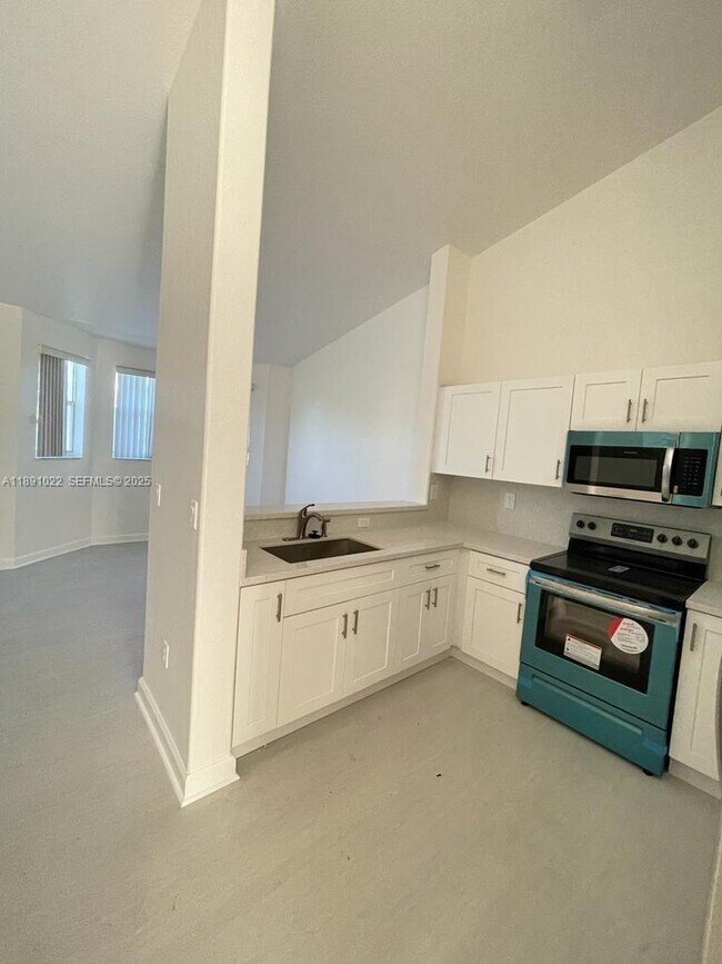 Foto del edificio - 2903 SE 17th Ave