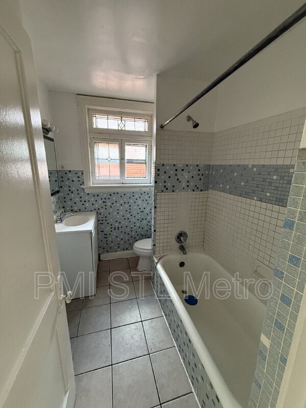 Building Photo - 4820A Farlin Avenue