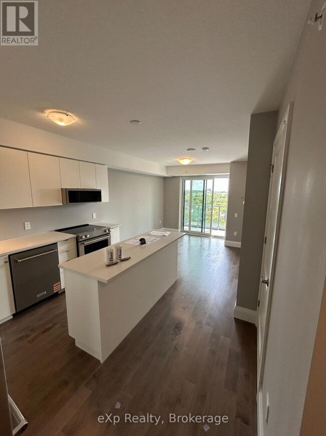Photo du bâtiment - 93-1293 Arthur St S
