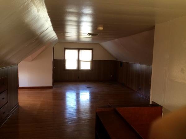 Foto del edificio - 912 Fairview Ave