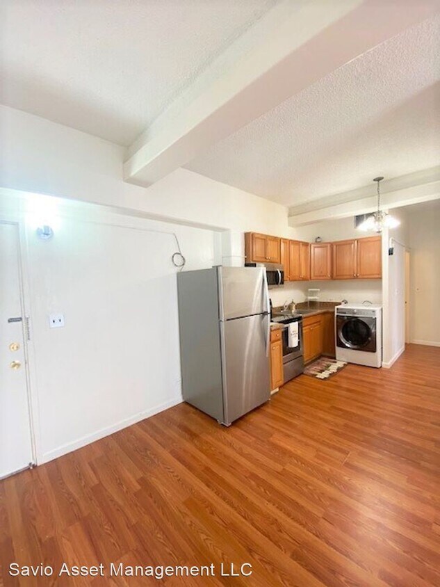 Primary Photo - 2 br, 1 bath House - 1096 South Beretania ...